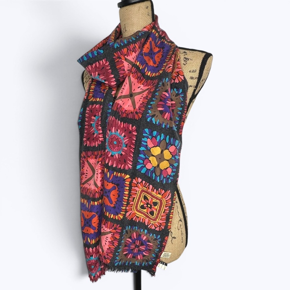 Vintage New York Studio 100% Silk Long Scarf Kaleidoscope Patchwork Print Retro